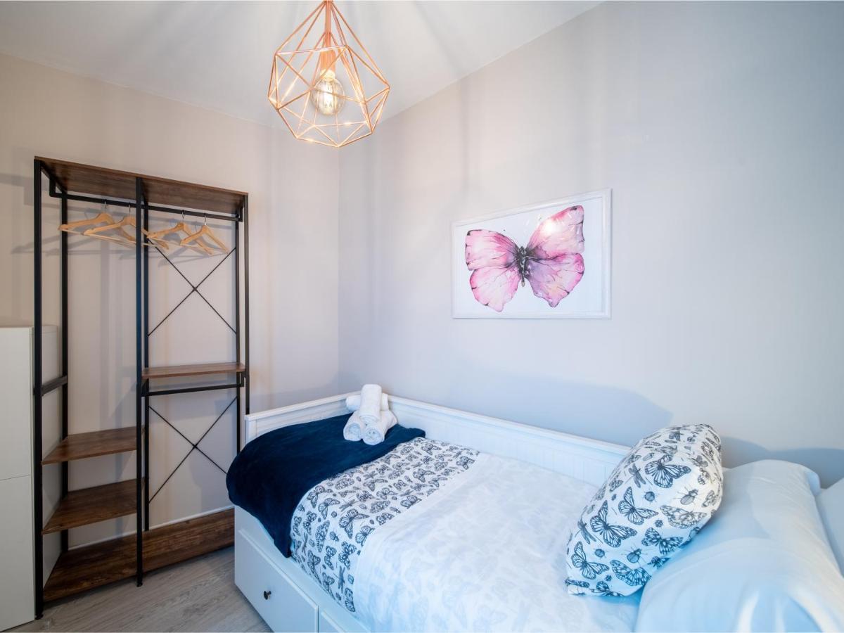 Apartamentos San Pedro Севілья Екстер'єр фото